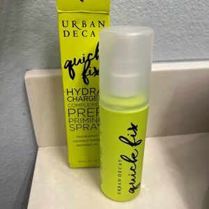Urban Decay Quick Fix Prep Spray - New in box!